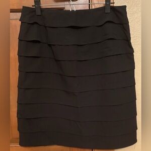 Elegant Black Tiered Skirt Larry Levine 10
